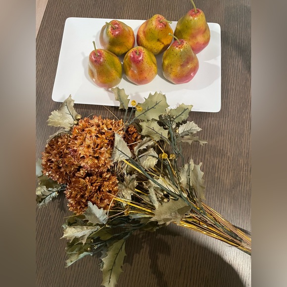 Holiday Flowers Arraignment - Picture 5 of 12